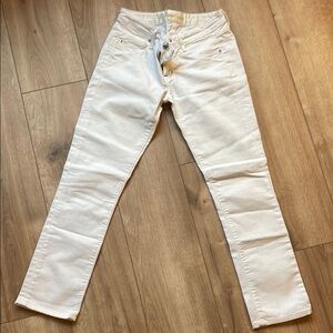 Women’s White Jeans
